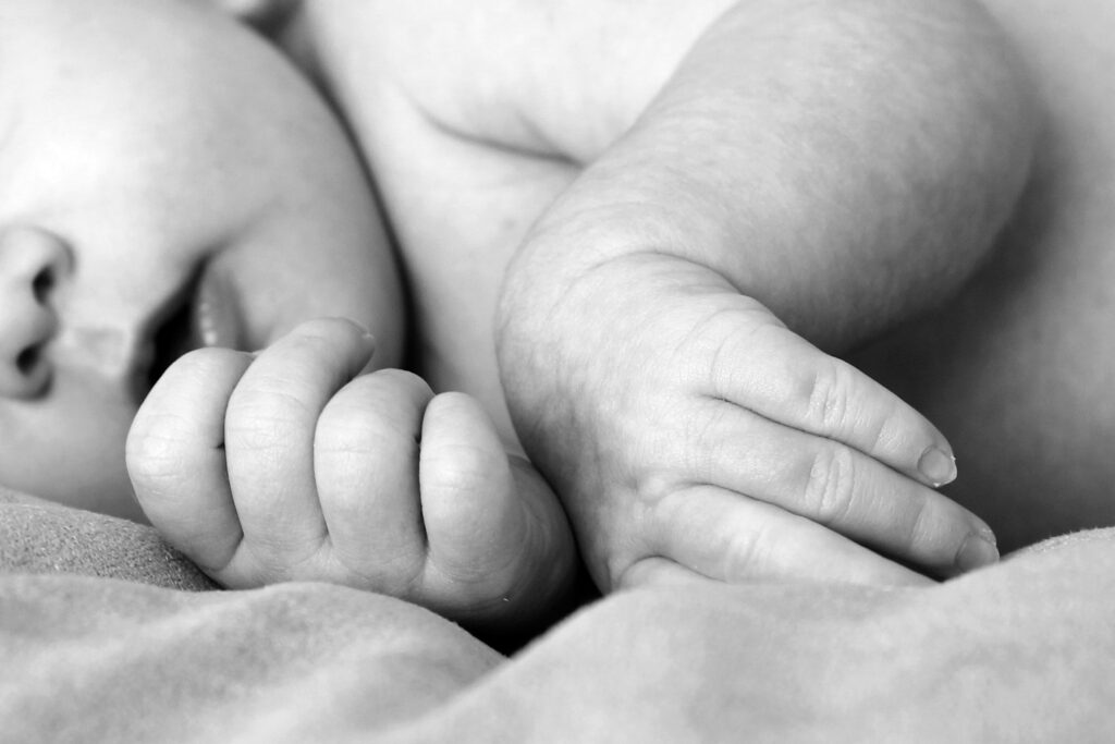 quand consulter ?
ostéo bébé
ostéopathie
nouveau né
pleurs
régurgitation
tete plate
plagiocéphalie
sommeil
