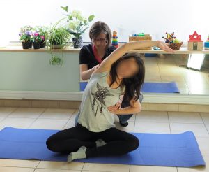 Alix Beaud, kiné, kinésithérapeute, grenoble, bébé, nourrisson, torticolis, plagiocéphalie, grossesse, maternité, femme enceinte, rééducation périnéale, rééducation abdominale